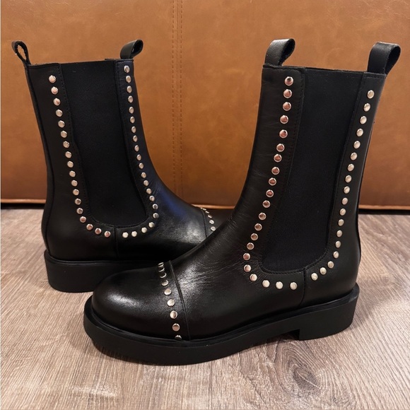 SAINT + SOFIA Black Leather Silver Studded Chelsea Boots Size 38 (US 7) LIKE NEW - Picture 7 of 14